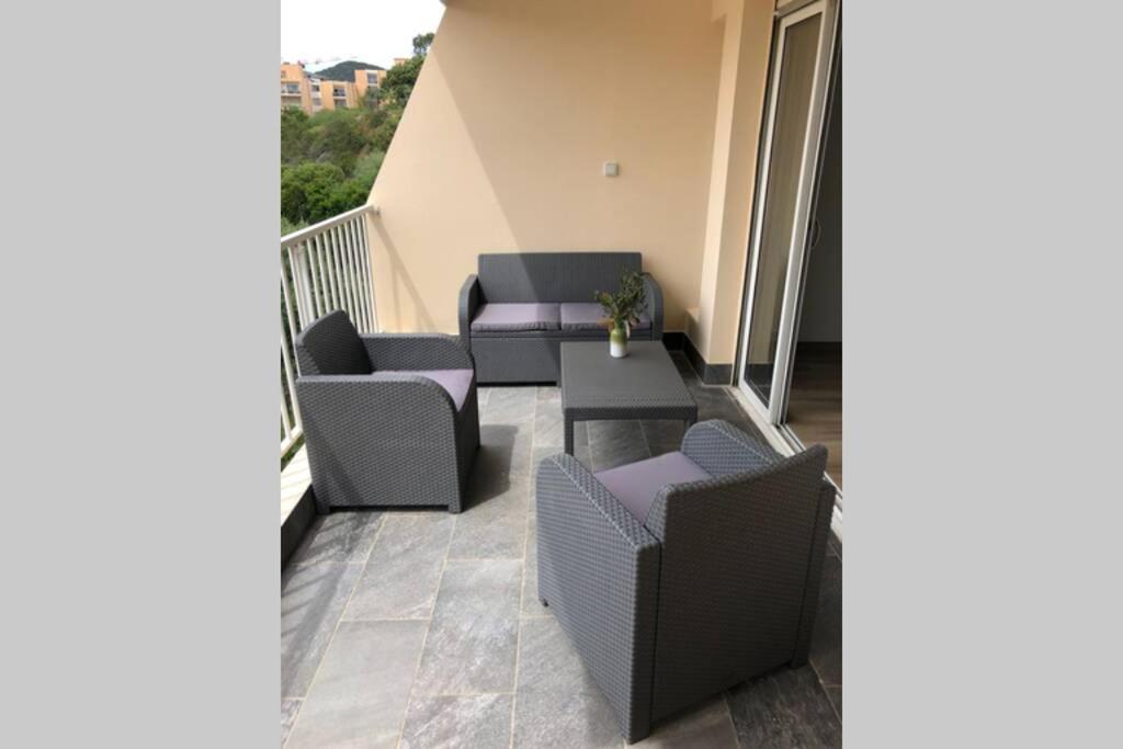 Spacieux Studio Entierement Renove Аяччо Экстерьер фото